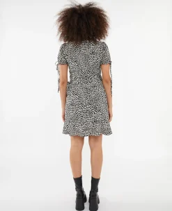 Pimkie Robe^Robe Courte Porte-feuille Avec Volant -